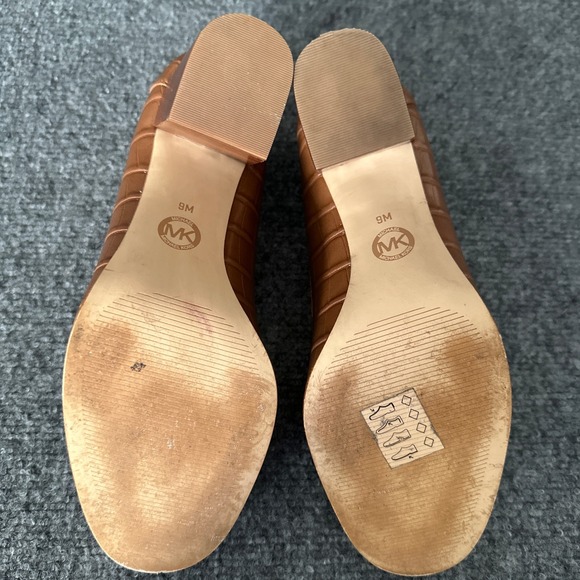 Michael Kors Loafers Womens 9M Brown Block Heel Faux Crocodile Embossed Pump - Picture 9 of 13